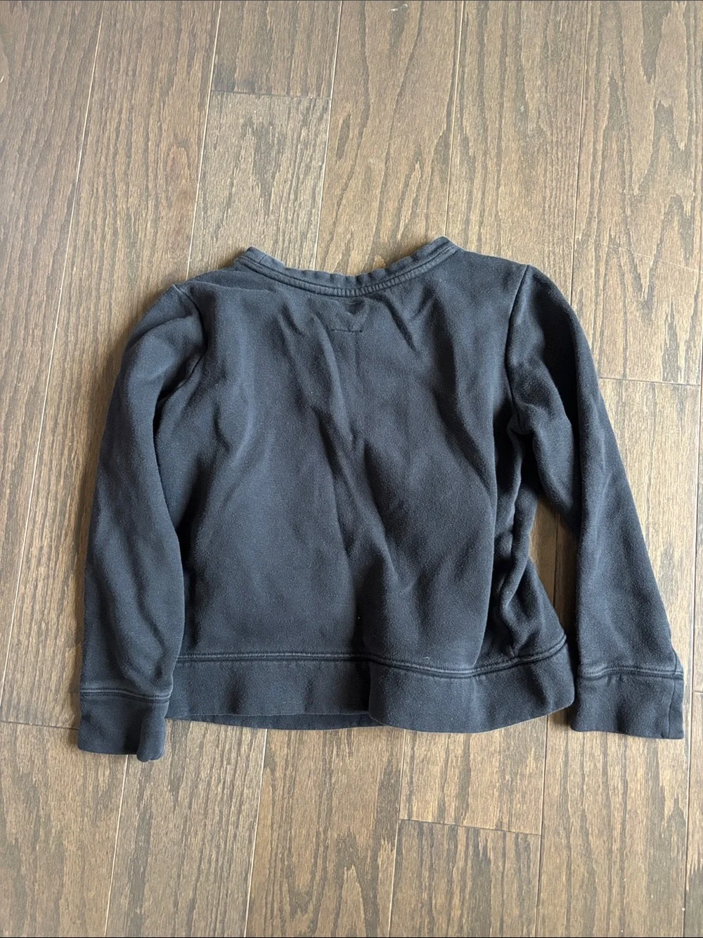 GAP classic crewneck